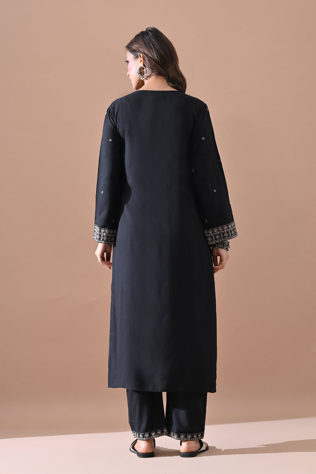 Black Embroidered Kurta 2 Pcs Set