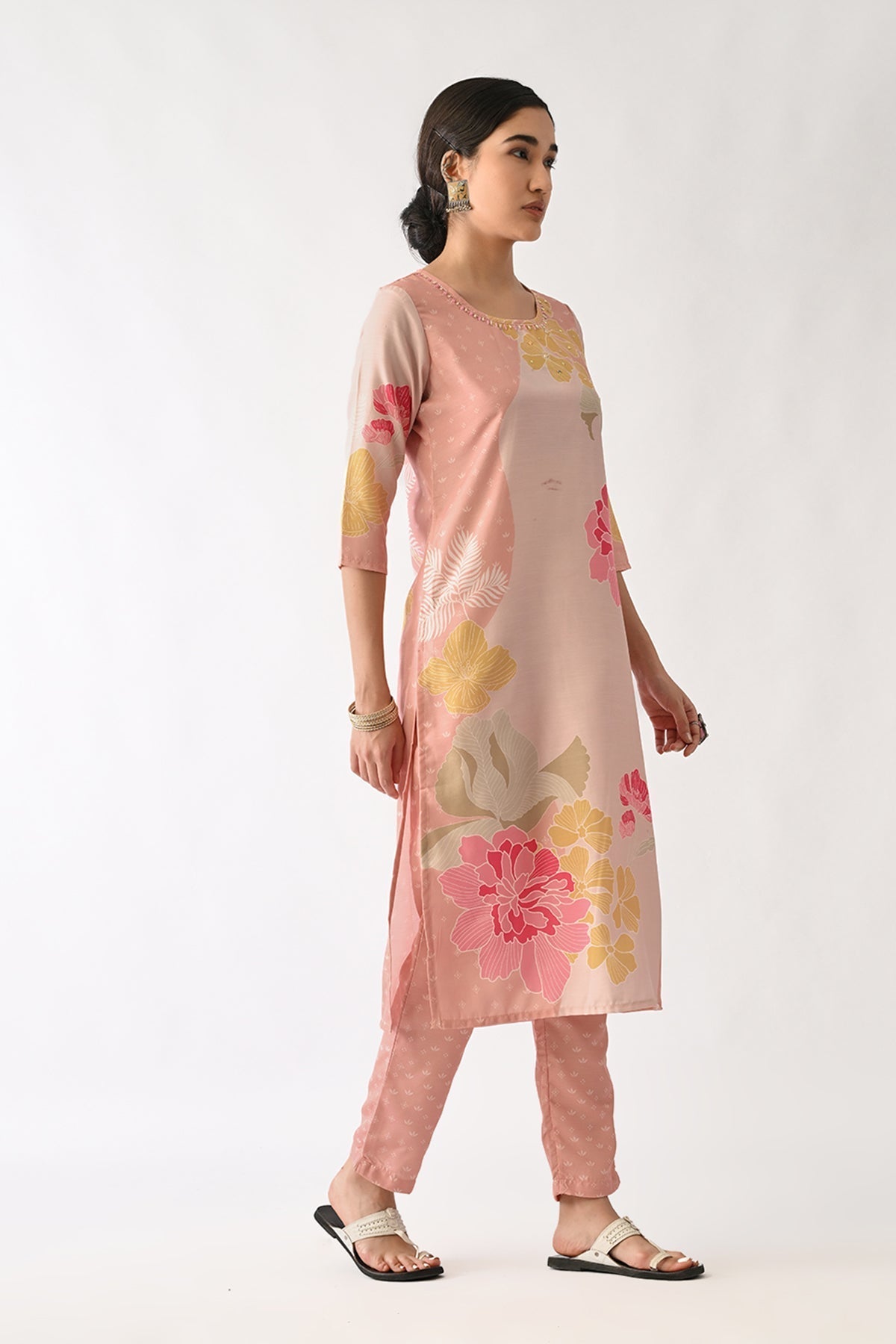 Baby Pink Printed Kurta 3 Pcs Set