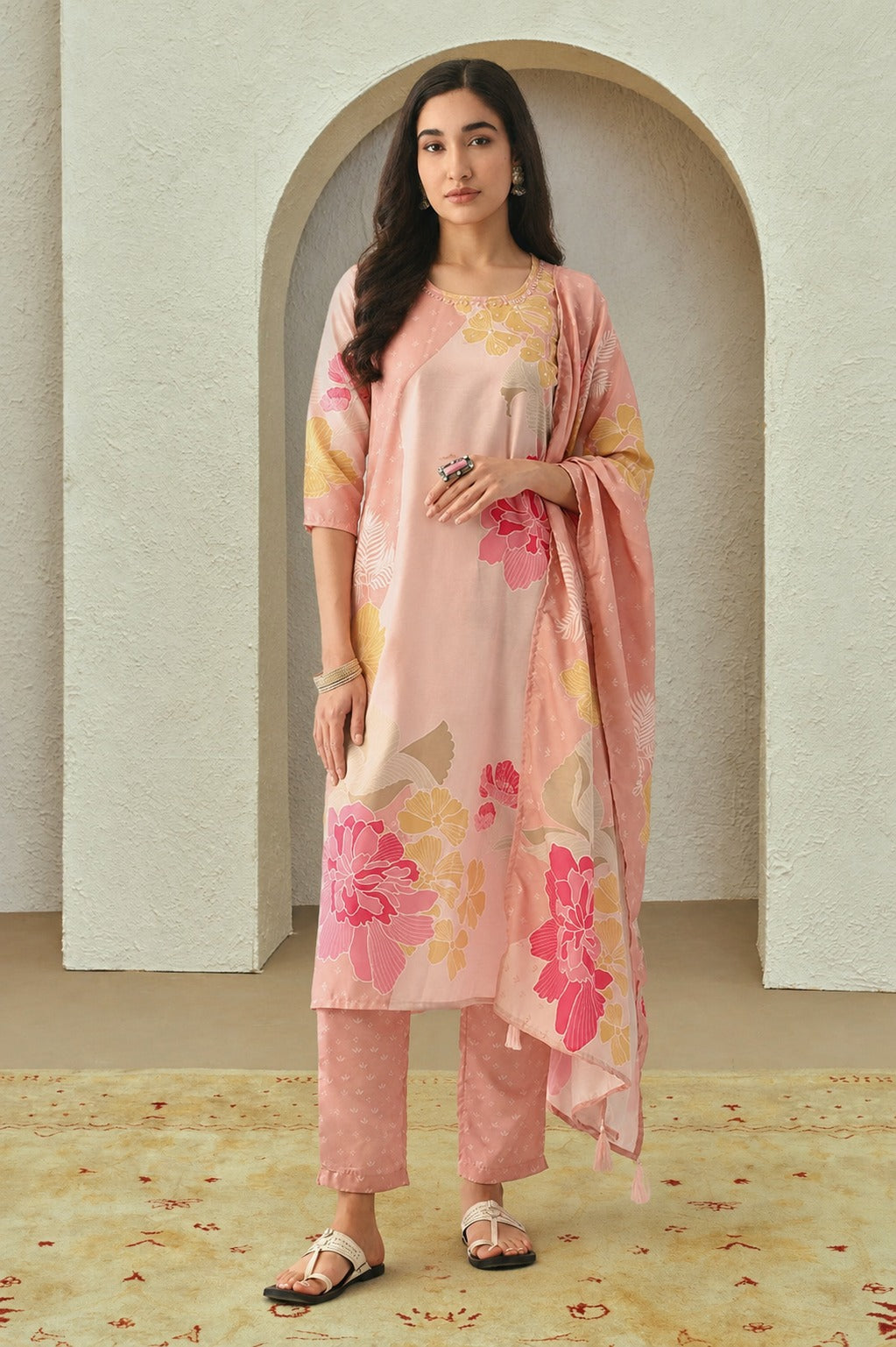 Baby Pink Printed Kurta 3 Pcs Set